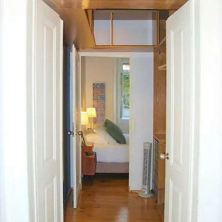 Sunny, And Comfy Ap. In Av. Da Liberdade 리스본