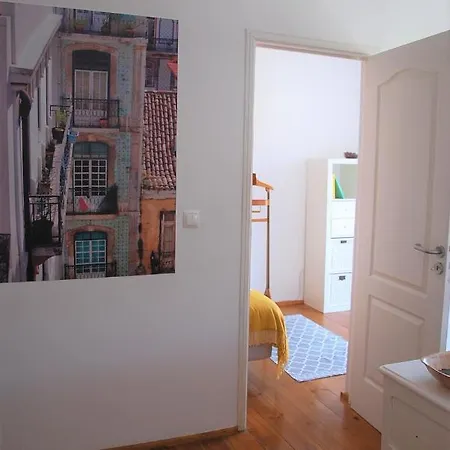 Sunny, And Comfy Ap. In Av. Da Liberdade Лісабон