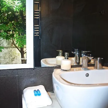 Sunny, And Comfy Ap. In Av. Da Liberdade Lejlighed