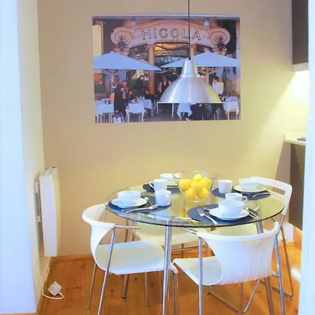 Sunny, And Comfy Ap. In Av. Da Liberdade Apartment Lisbon