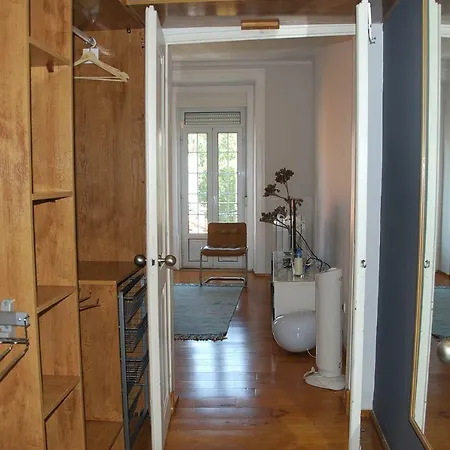 Sunny, And Comfy Ap. In Av. Da Liberdade Apartamento